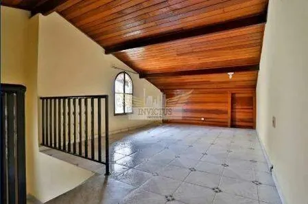 Sobrado com 3 Quartos à venda, 159m² no Vila Scarpelli, Santo André