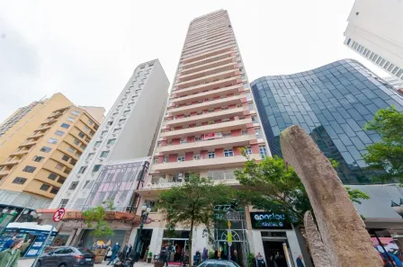 Sala Comercial à venda, 31m² no Centro, Curitiba
