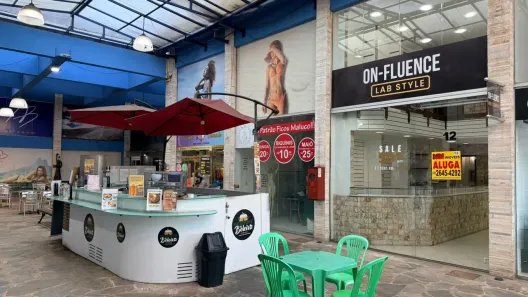 Ponto Comercial para venda ou aluguel, 70m² no Gamboa, Cabo Frio