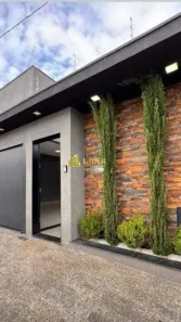 Casa com 2 Quartos à venda, 80m² no Jardim Patrícia, Uberlândia