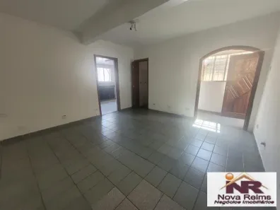Casa com 2 Quartos para alugar, 50m² no Vila Bandeirantes, São Paulo