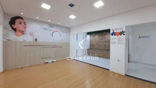 Imóvel Comercial com 4 Quartos para alugar, 170m² no Cambuí, Campinas