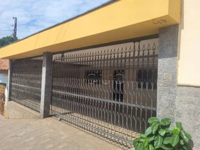 Casa com 3 Quartos à venda, 173m² no Centro (Ártemis), Piracicaba