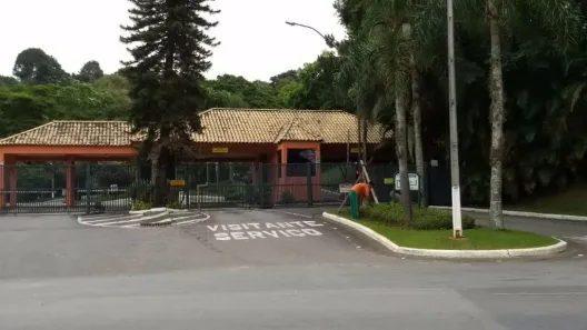 Lote/Terreno à venda, 1100m² no Altos de São Fernando, Jandira
