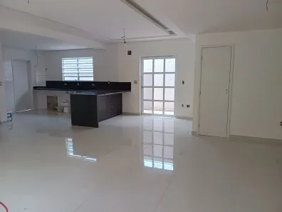 Casa com 3 Quartos à venda, 140m² no Embaré, Santos