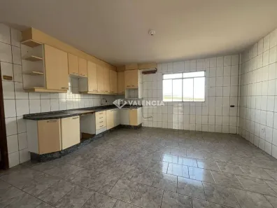 Sobrado com 3 Quartos para alugar, 220m² no Santa Cruz, Cascavel
