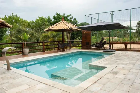 Fazenda/Sítio com 5 Quartos à venda, 17000m² no Centro, Goianira