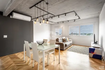 Apartamento com 3 Quartos à venda, 76m² no São Sebastião, Porto Alegre