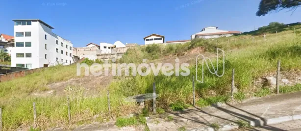 Lote/Terreno à venda, 660m² no Novo Horizonte, Sabará