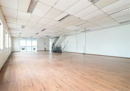 Ponto Comercial para alugar, 220m² no Santo Amaro, São Paulo