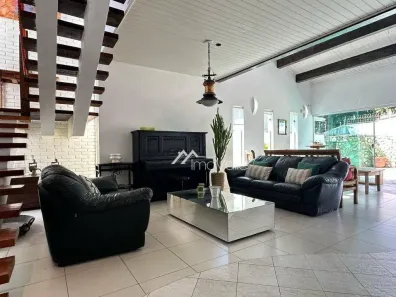 Casa com 3 Quartos à venda, 375m² no Jardim Nova América, São José dos Campos
