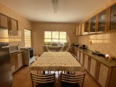 Casa com 4 Quartos à venda, 124m² no Jardim Shangri-lá, Itapetininga