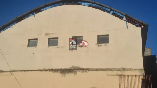 à venda, 400m² no Chácaras Reunidas Igarapés, Jacareí