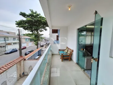 Casa com 3 Quartos à venda, 203m² no Estuário, Santos