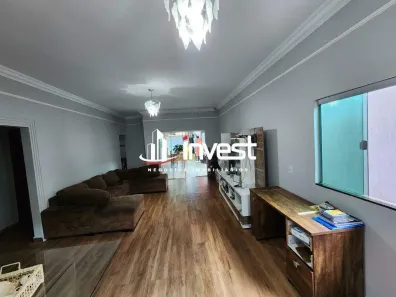 Casa com 3 Quartos à venda, 197m² no Jardim do Lago, Uberaba