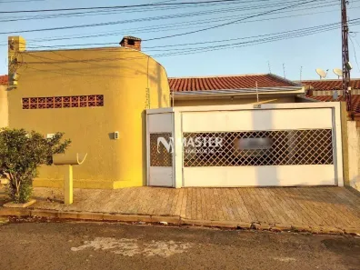 Casa com 4 Quartos à venda, 200m² no Núcleo Habitacional Costa e Silva, Marília