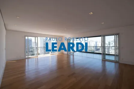 Apartamento com 4 Quartos à venda, 275m² no Vila Olímpia, São Paulo