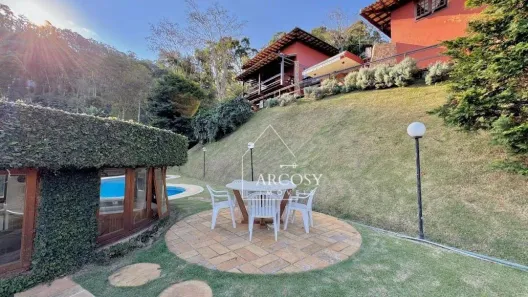 Casa de Condomínio com 6 Quartos à venda, 1900m² no Itaipava, Petrópolis
