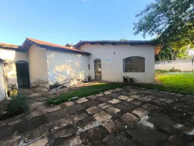 Casa com 4 Quartos à venda, 197m² no Parque Acalanto, Goiânia