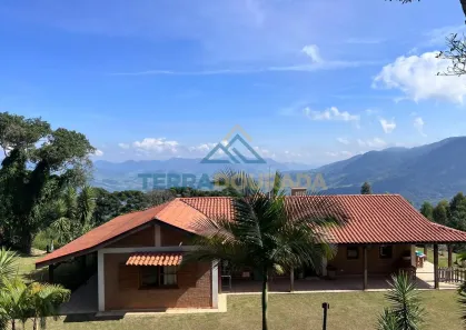 Casa com 3 Quartos à venda, 33000m² no , São Bento do Sapucaí