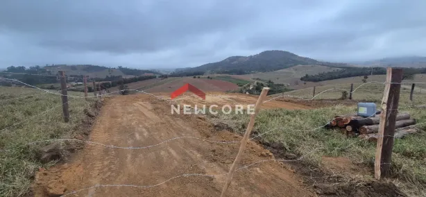 Lote/Terreno à venda, 1000m² no Espírito Santo, Paraibuna