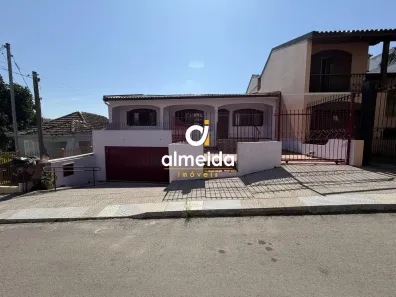Casa com 3 Quartos para alugar, 350m² no Nossa Senhora de Lourdes, Santa Maria
