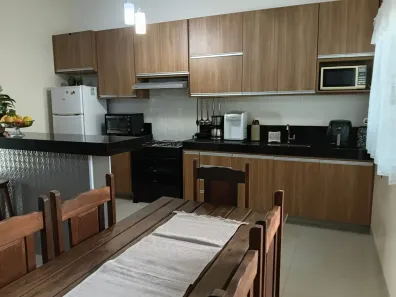 Casa com 2 Quartos à venda, 108m² no Novo Mundo, Uberlândia