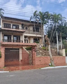 Sobrado com 5 Quartos à venda, 400m² no São José, Canoas