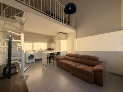 Apartamento com 1 Quarto para alugar, 32m² no Centro Cívico, Curitiba