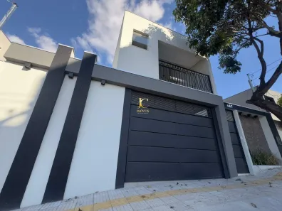 Casa com 3 Quartos à venda, 240m² no Halin Souki, Divinópolis