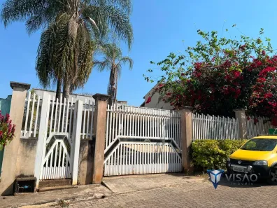 Casa com 3 Quartos à venda, 800m² no Guará II, Brasília