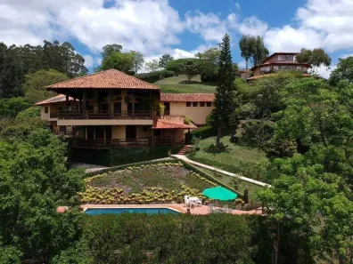 Casa com 6 Quartos à venda, 474m² no Pedro do Rio, Petrópolis