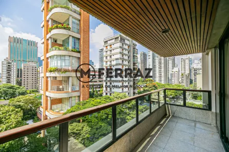 Apartamento com 3 Quartos à venda, 220m² no Itaim Bibi, São Paulo