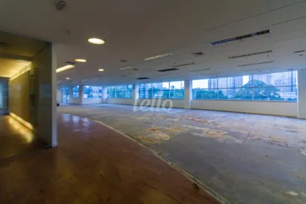 Sala Comercial para alugar, 447m² no Jardim Morumbi, São Paulo