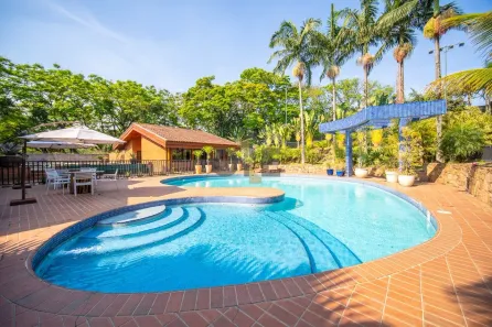 Casa de Condomínio com 7 Quartos à venda, 1164m² no Chácara de La Rocca, Carapicuíba