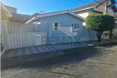Casa com 4 Quartos à venda, 159m² no Jardim Nova Lindóia, Águas de Lindóia