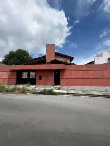 Casa com 3 Quartos para alugar, 800m² no Olho D'Água, São Luís