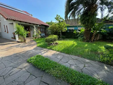 Casa com 5 Quartos à venda, 320m² no Niterói, Canoas