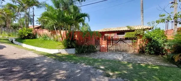 Fazenda/Sítio com 4 Quartos à venda, 2000m² no Saboó, São Roque
