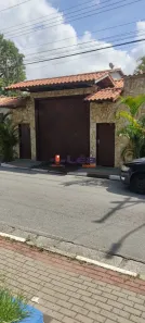 Casa com 3 Quartos para venda ou aluguel, 424m² no Jardim Nova Poá, Poá