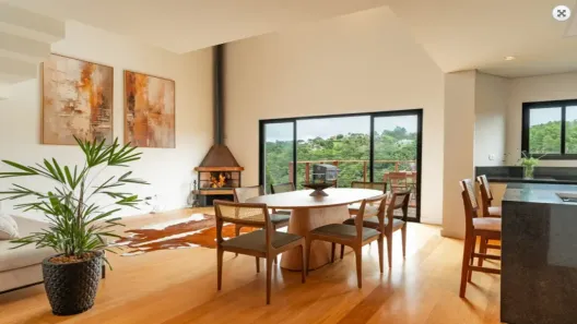 Sobrado com 4 Quartos à venda, 230m² no Vila Capivari, Campos do Jordão