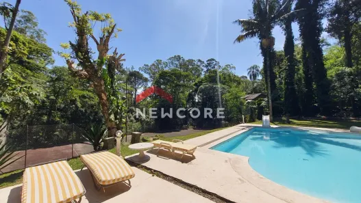 Casa de Condomínio com 4 Quartos à venda, 550m² no Chácara do Refúgio, Carapicuíba