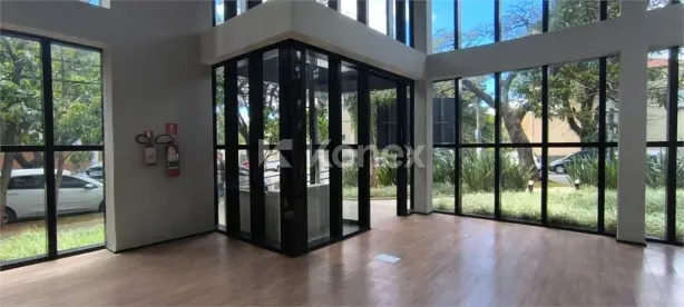 Ponto Comercial para alugar, 194m² no Água Branca, São Paulo