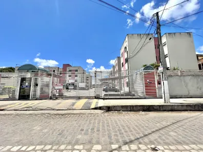 Apartamento com 2 Quartos para alugar, 53m² no Planalto, Natal