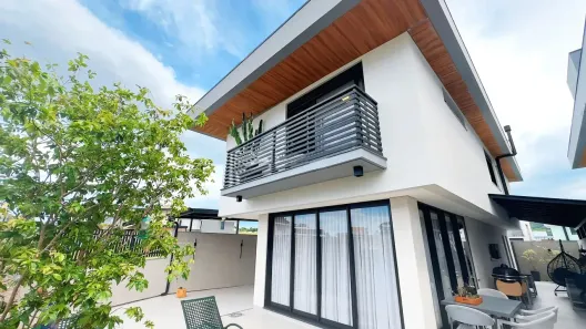 Casa com 3 Quartos à venda, 180m² no Rio Tavares, Florianópolis