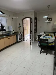 Casa com 2 Quartos à venda, 152m² no Campestre, Santo André
