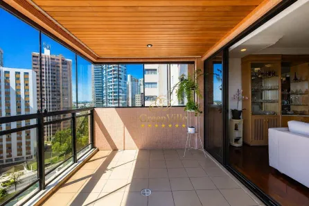 Apartamento com 4 Quartos para alugar, 213m² no Ahú, Curitiba