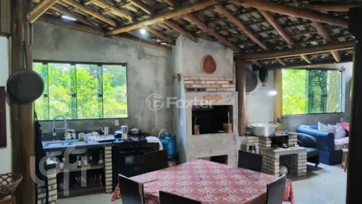 Casa com 4 Quartos à venda, 250m² no Madri, Palhoça