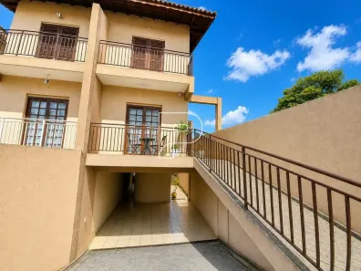Casa de Condomínio com 3 Quartos à venda, 140m² no Jardim Rio das Pedras, Cotia