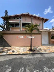 Casa com 5 Quartos para alugar, 310m² no Padre Andrade, Fortaleza